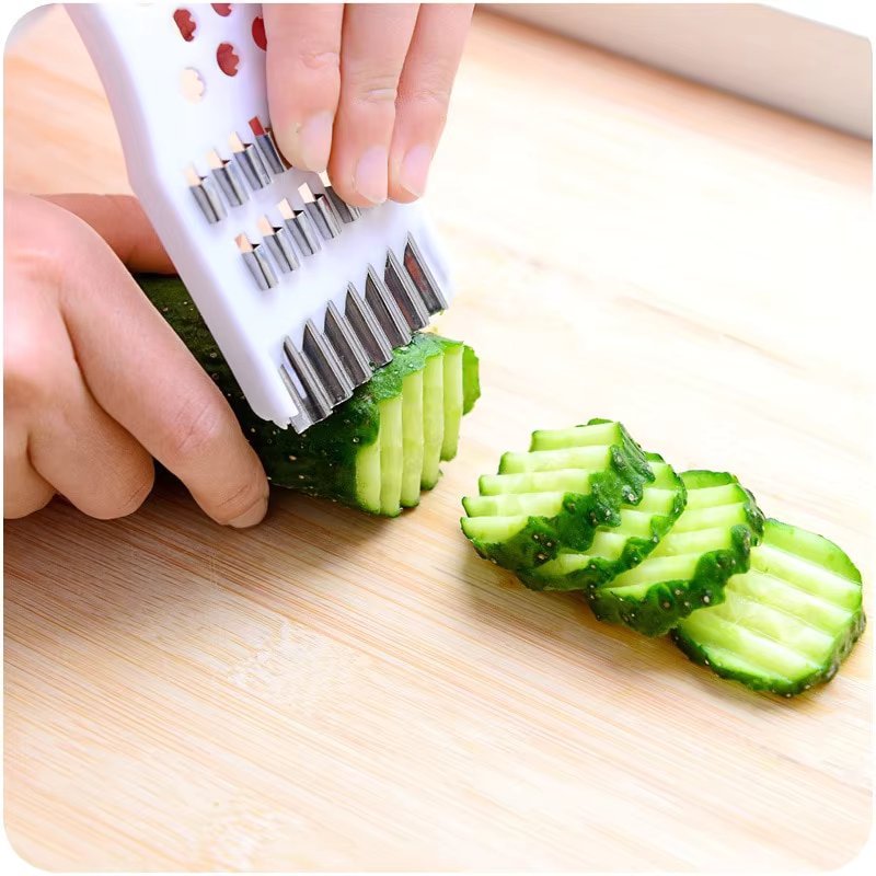 Multifunctional fruit Vegetables Peeler Grater Shredder Cutter - Pack of 3 (Random