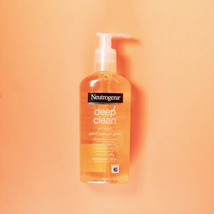 Neutrogena Deep Clean Gel Wash Oil-Free Daily Facial Cleanser for Oily