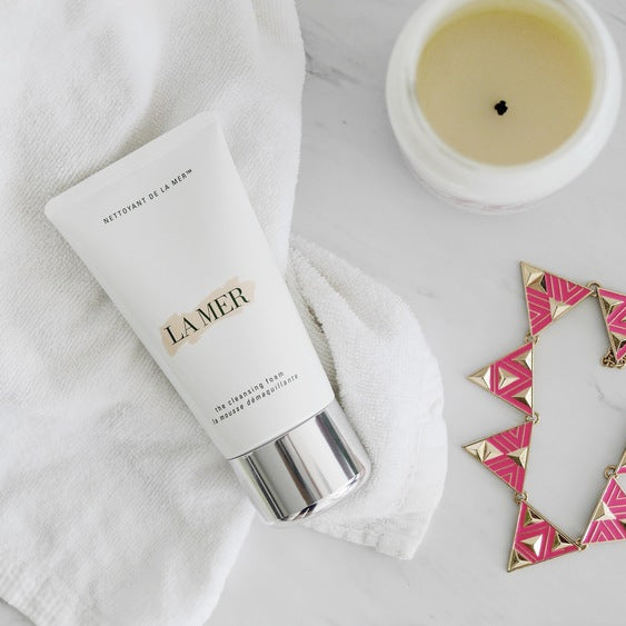 LA MER The Cleansing Foam Luxurious Face Cleanser | Purify. Refresh.