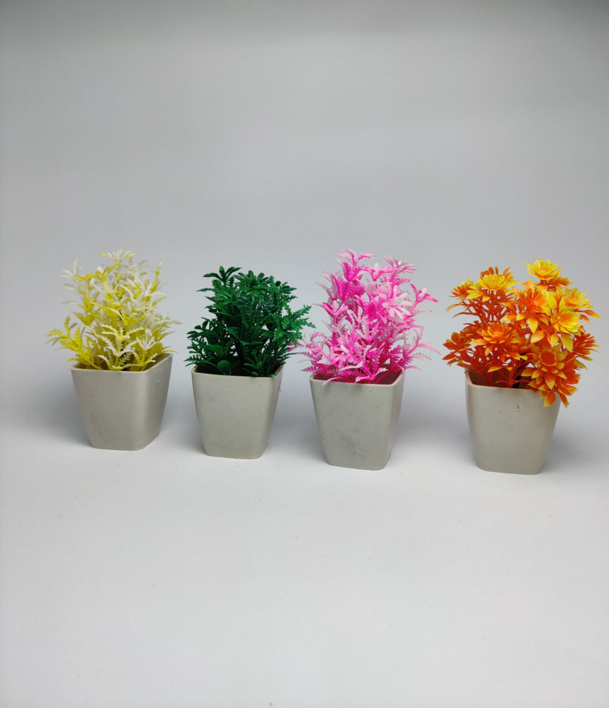 Pack of 4 Mini Planters | Artificial Decoration mini Plants