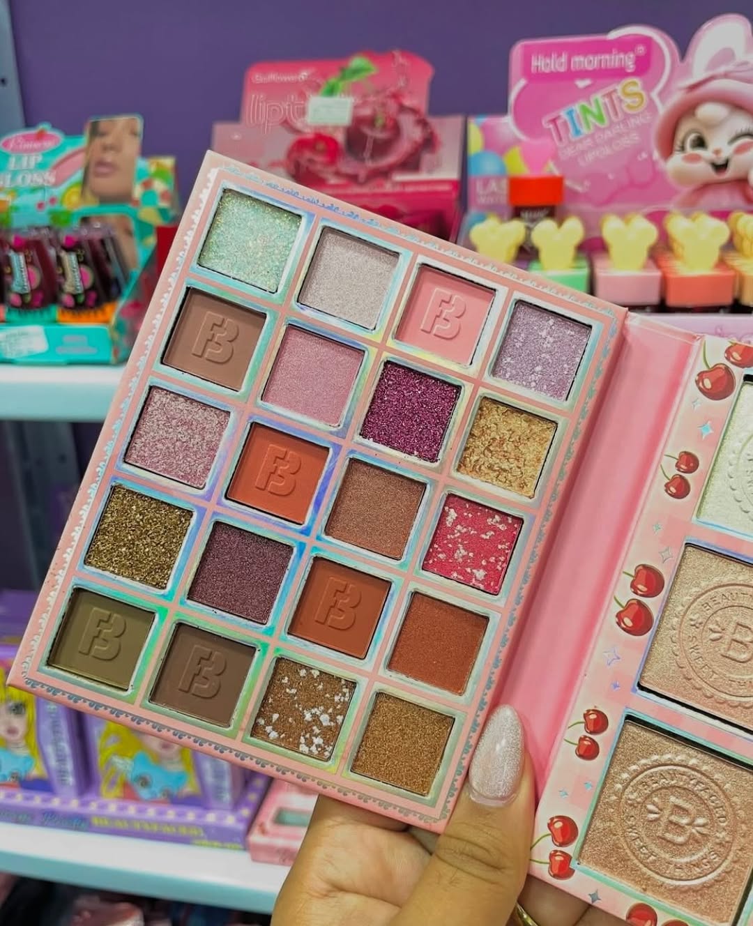 Eyeshadow Kit for Girls: Complete Set for Stunning Eye Makeup - Best