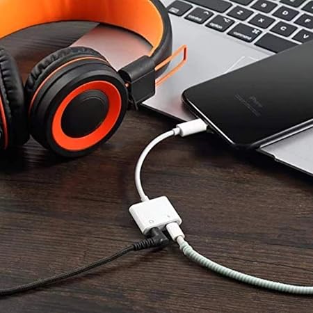 Apple iPhone Connector Lightning to 3.5mm Earphone Jack & Mobile Charging Jack
