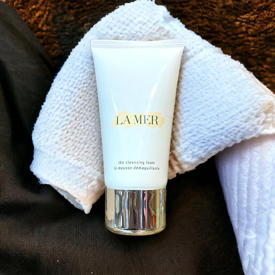 LA MER The Cleansing Foam Luxurious Face Cleanser | Purify. Refresh.