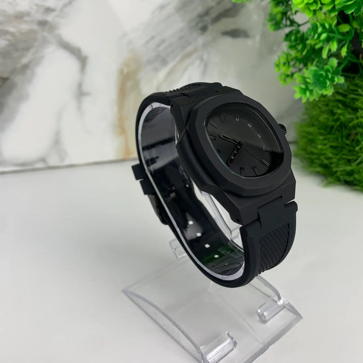 SKMEI New Men Quartz Watch with Silicone Strap ( Original ) |