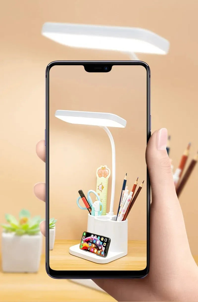 LED Learning Dormitory Bedroom Bedside Reading Night Light Table Lamp (qp-2209-B)