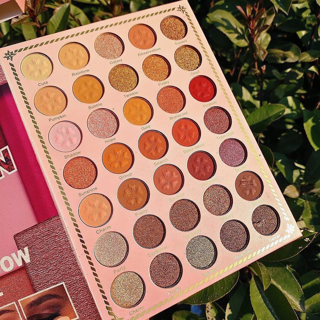 Mocallure 4 In 1 Eyeshadow Palette Book/ Eyeshadow Palette Blush