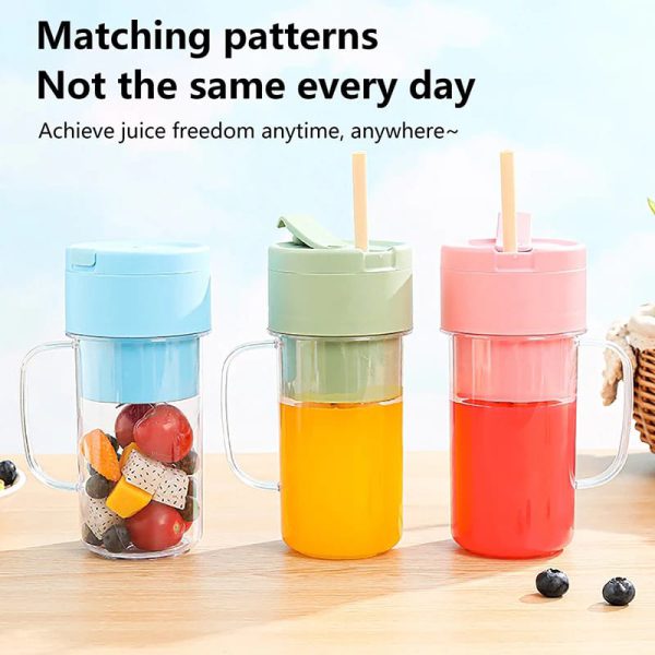 Deal pack of 2 - Straw Juicer (500ml) and Coffee Beater (Random