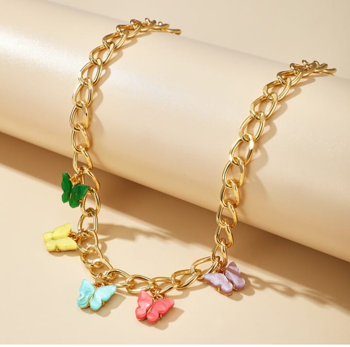 Elegant Multi Color Butterfly Chain Material Alloy /Beautiful Chain Necklace with Butterfly