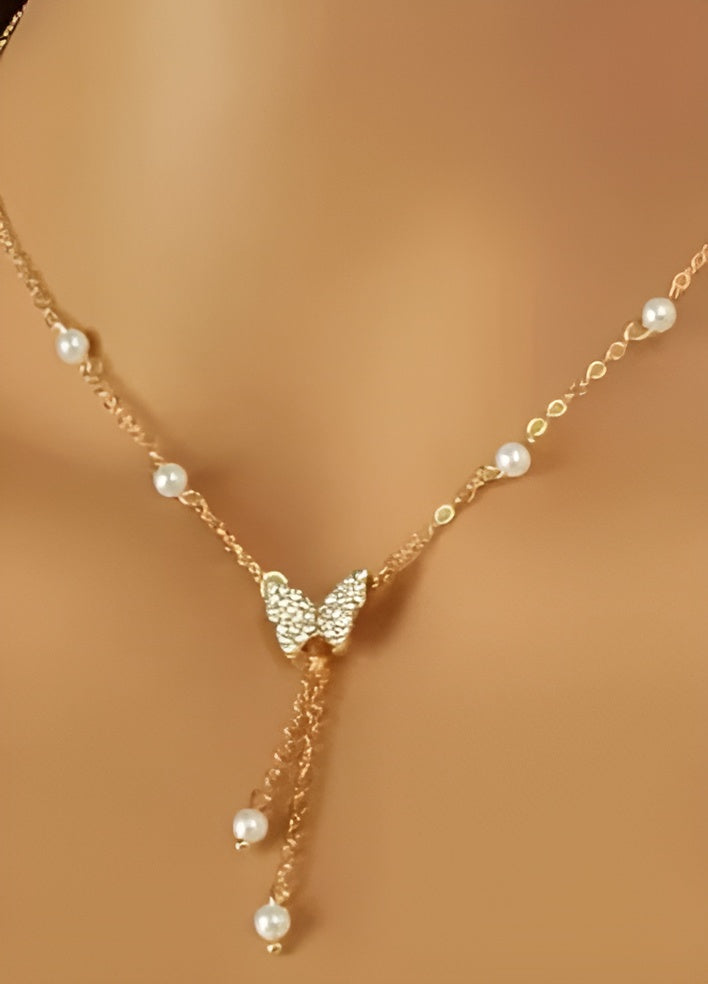 Gold Butterfly Pearl Choker Necklace for Women Girls Butterfly Pendent Necklace Pearl