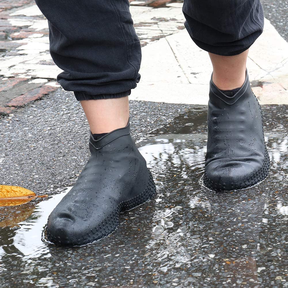 Rain Boot Thicken Waterproof Silicone Gel Shoe Cover Rain (Color random)