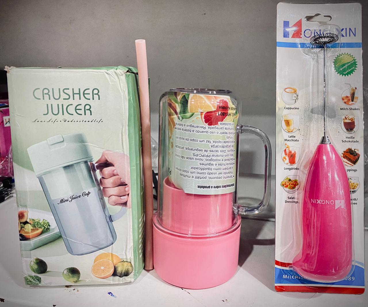 Deal pack of 2 - Straw Juicer (500ml) and Coffee Beater (Random