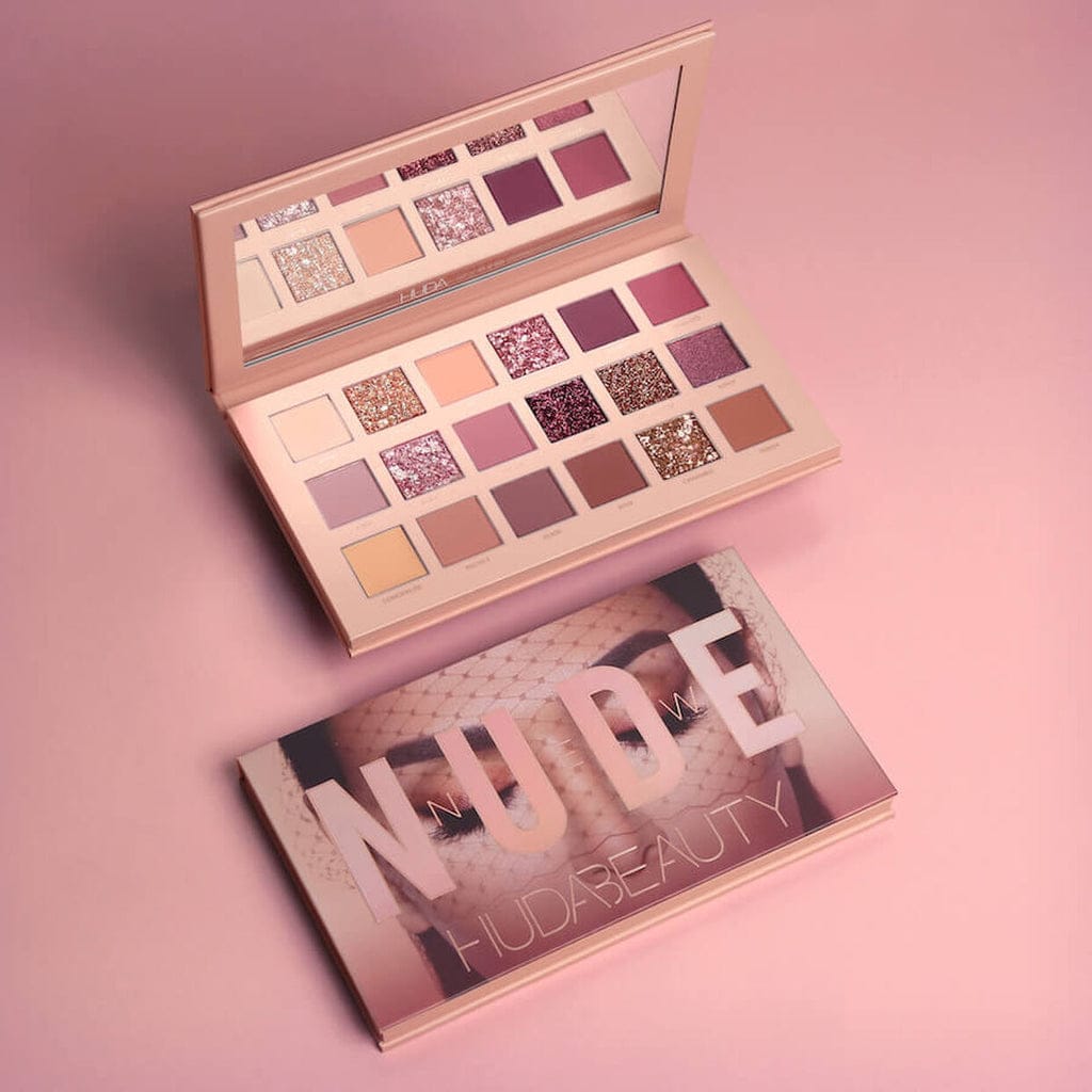 18 Colors Eyeshadow Palette + 36H Eyeliner Marker Deal