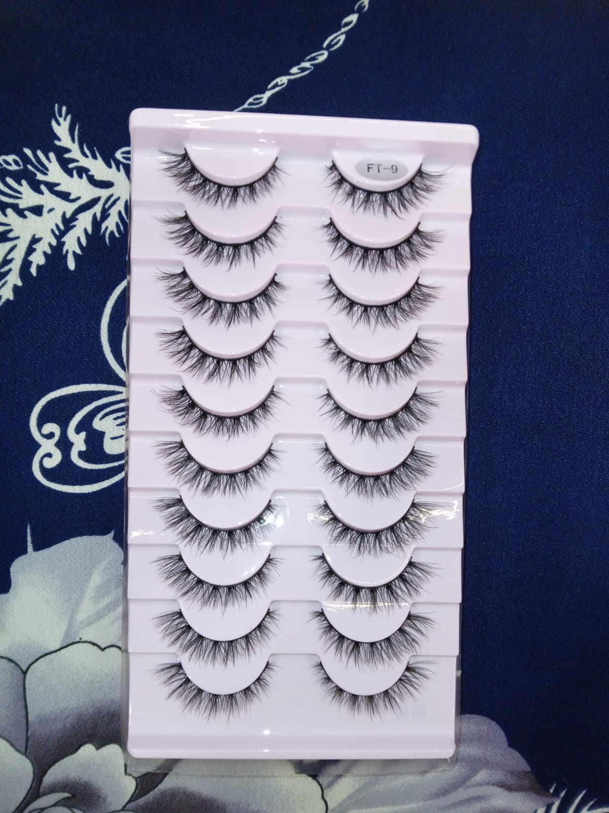 (10 PACK) eyelashes FT 9