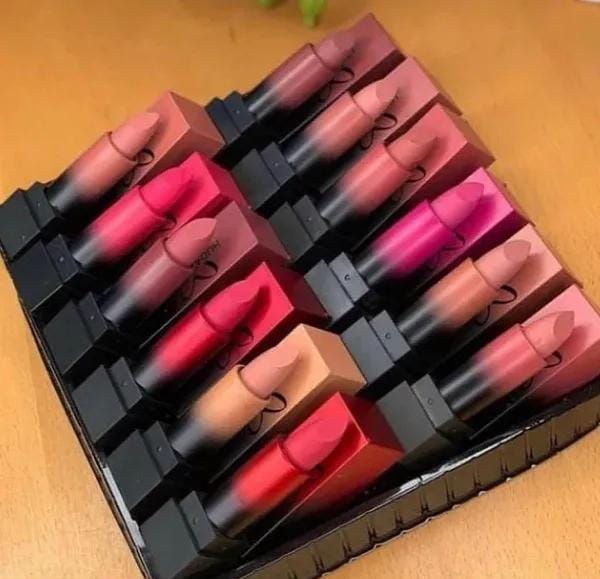 Pack of 6 Nude shades bullet lipstick
