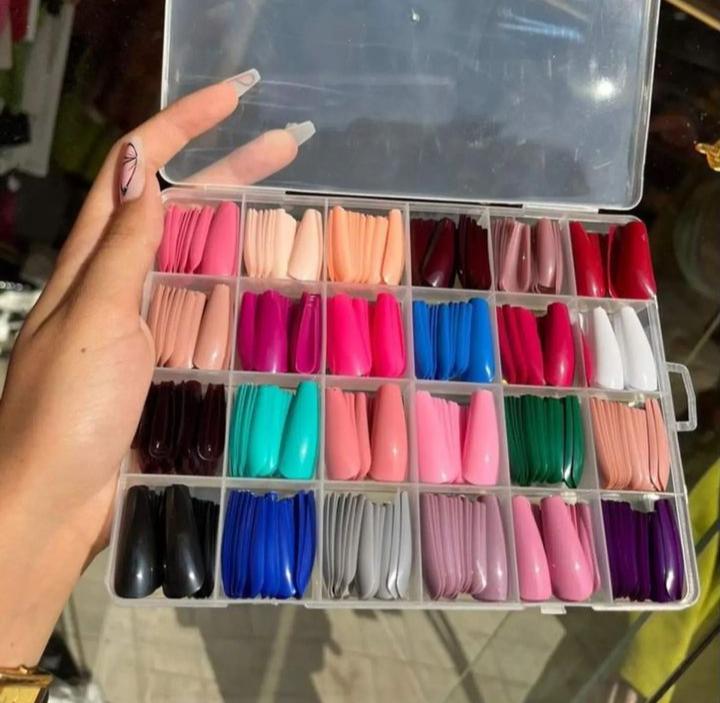576 pcs nails with box ,Reusable Artificial nails, 24 different colours, beautiful
