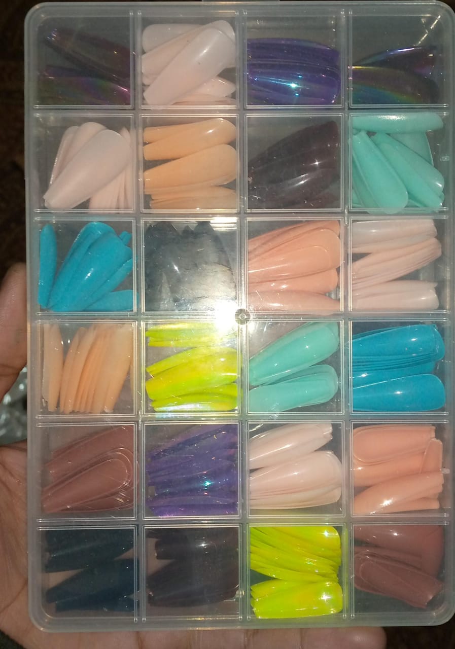 576 pcs nails with box ,Reusable Artificial nails, 24 different colours, beautiful