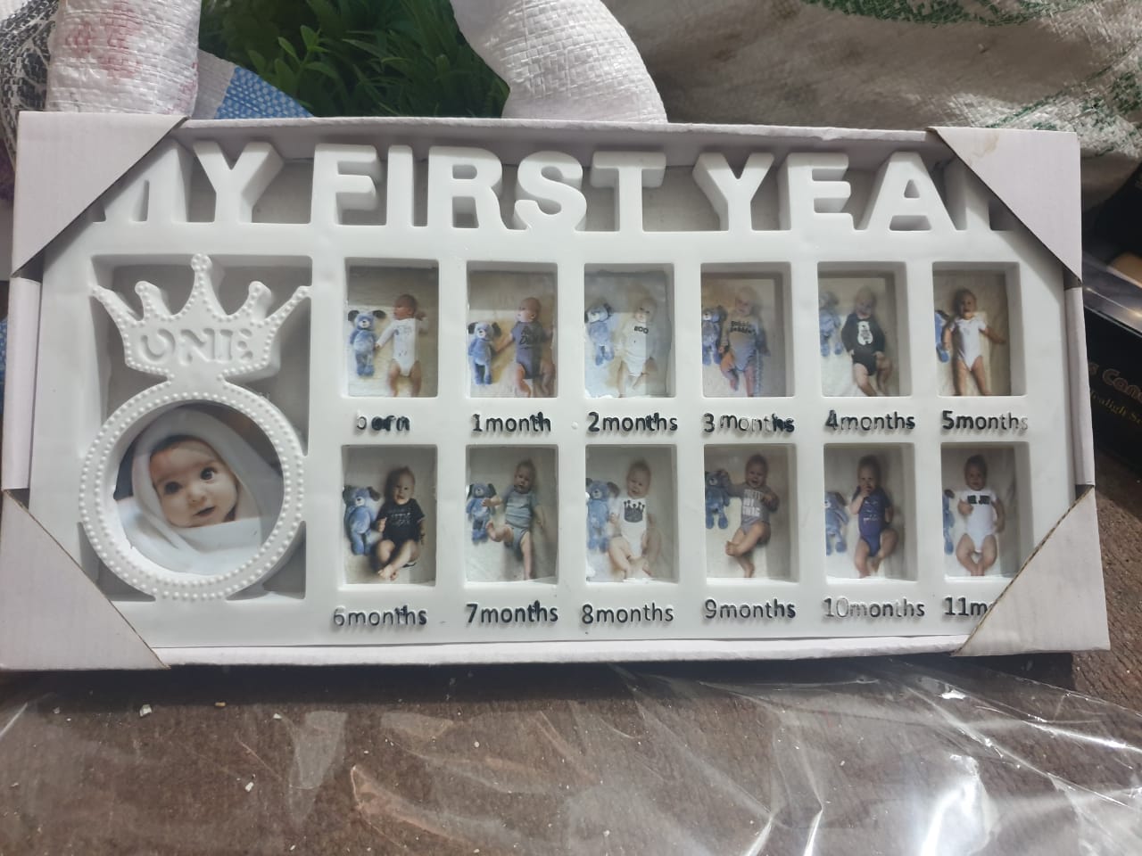 Newborn Baby Photo Frame Baby Pictures Plastic Frame For 12 months Monthly