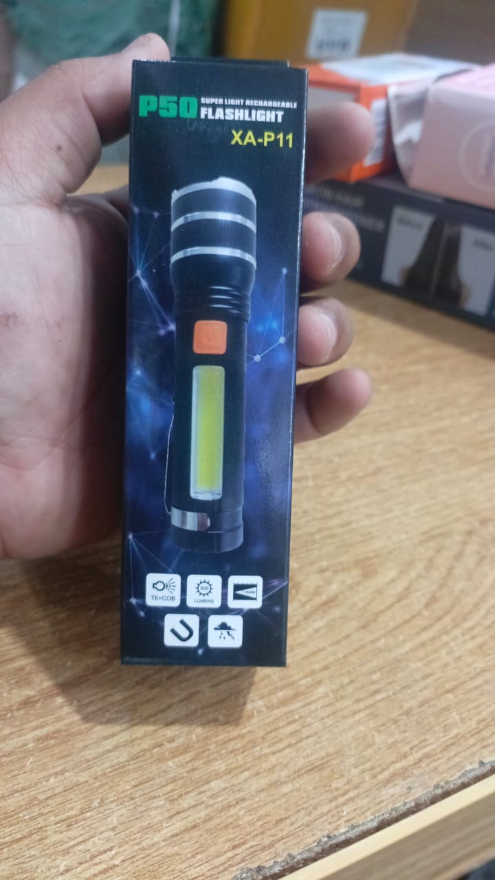 P50 super light rechargeable flashlight - Super bright Led Light - zoomable