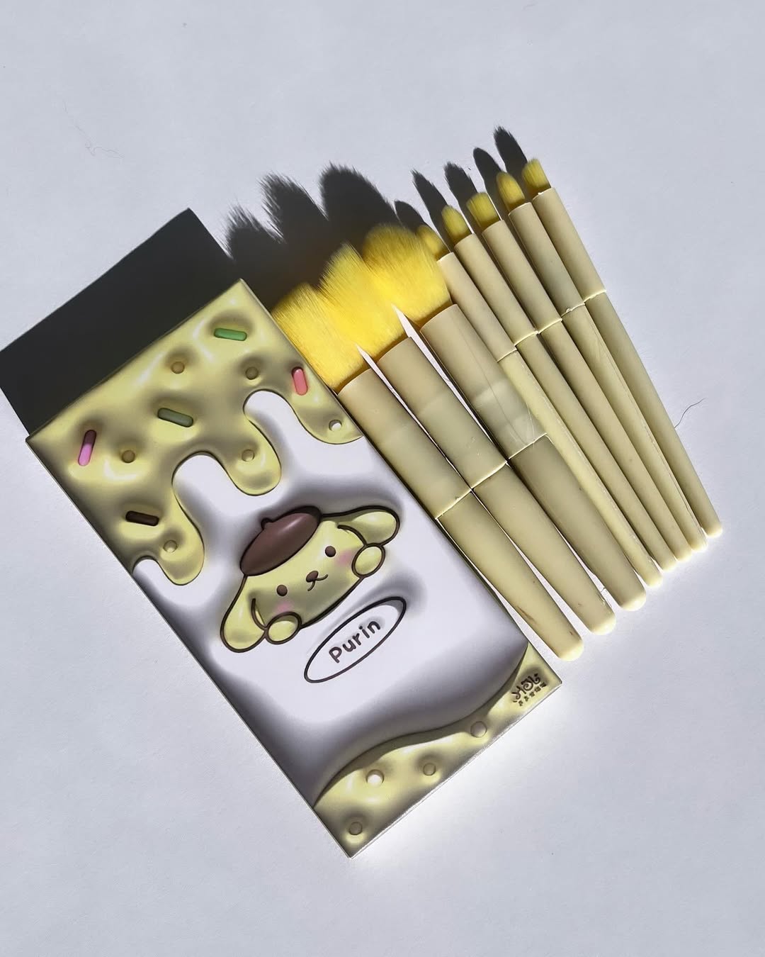 8 Pcs Makeup Brush Set In Velvet Bag Makeup Concealer Brush, Blush