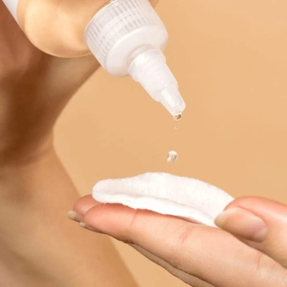 The Ordinary Glycolic Acid 7% Toning Solution Light Weight Liquid Provides Sun
