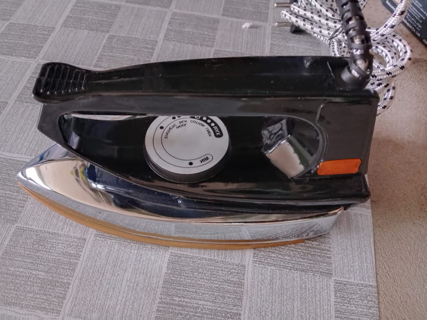 iron light weight random color Iron Pro - istri - dry iron