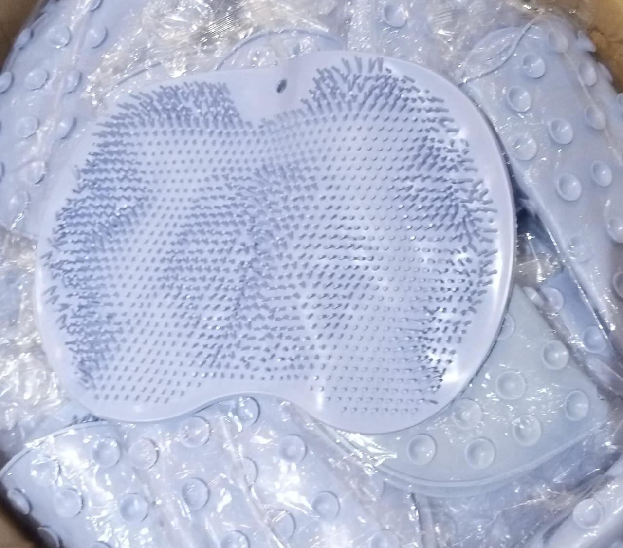 Shower Foot & Back Scrubber Mat, Wall Stick Suction Silicone Bathroom Scrubber