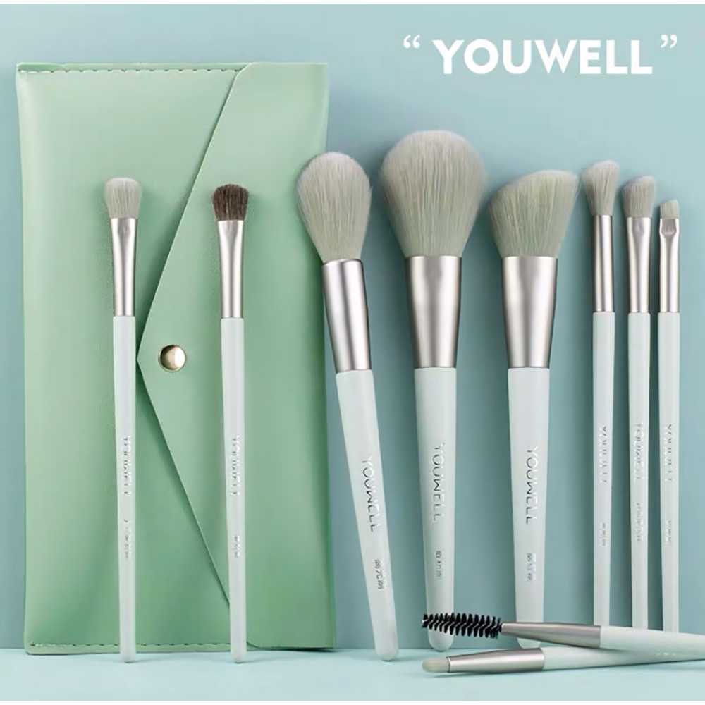 7 Pcs makeup Brush Set Complete Lip Brush Eye Shadow Loose Powder
