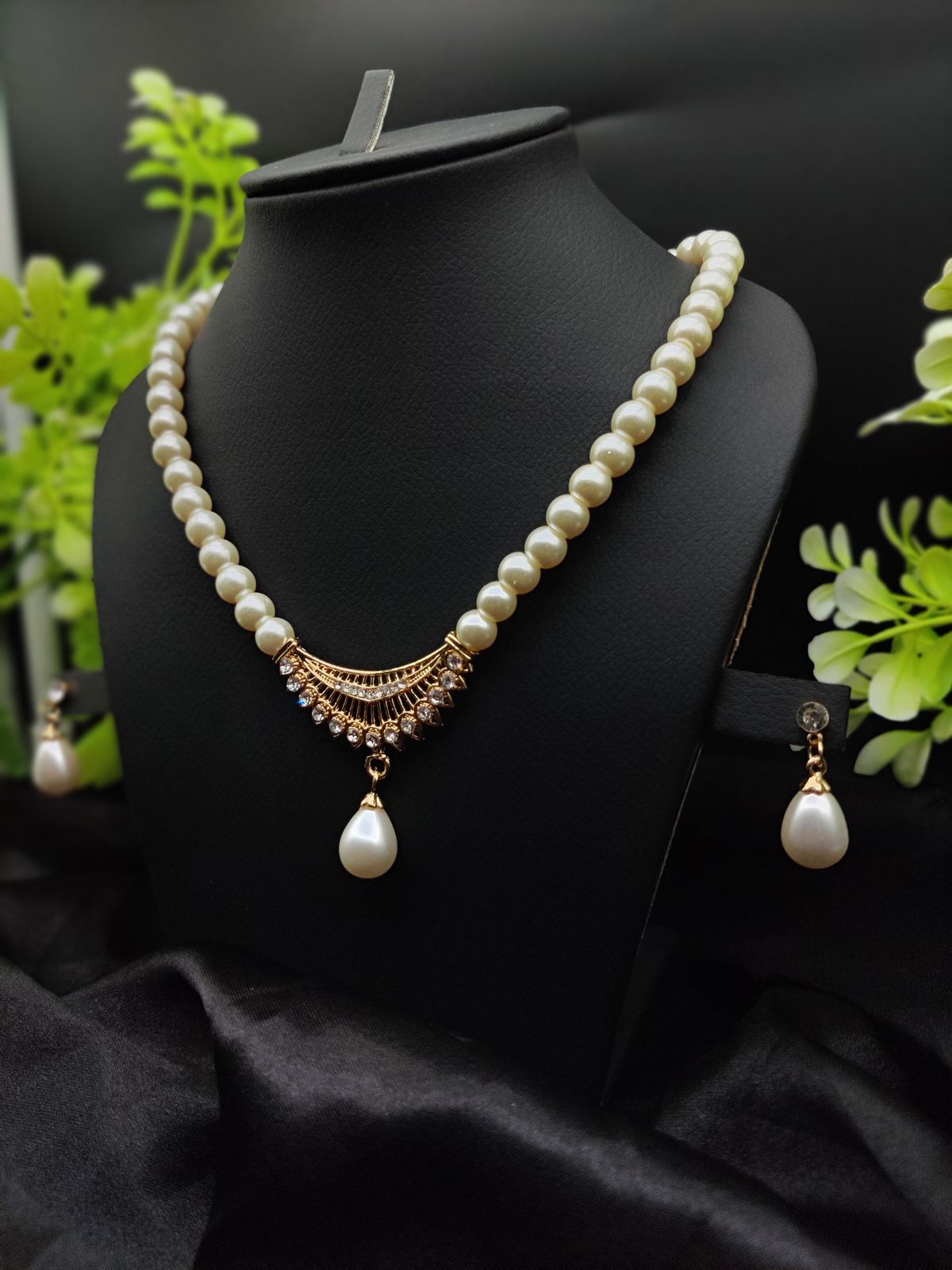 ✨ Imported Pearl Perfection Dual-Strand Necklace Set with Elegant Teardrop Pendant ✨
