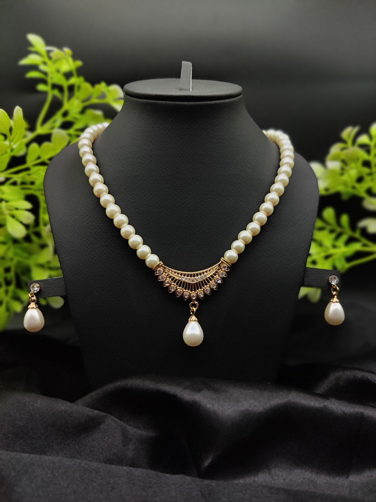 ✨ Imported Pearl Perfection Dual-Strand Necklace Set with Elegant Teardrop Pendant ✨