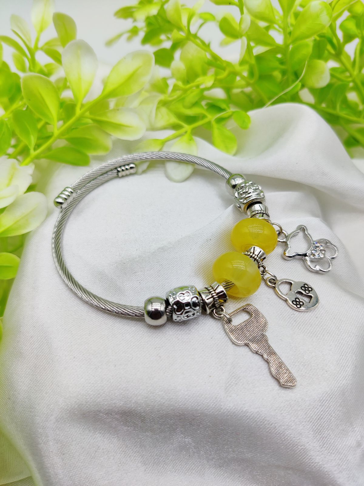 1 Piece Intelligent Elegant Pandora Charm Bracelet with Yellow Beads and Adorable