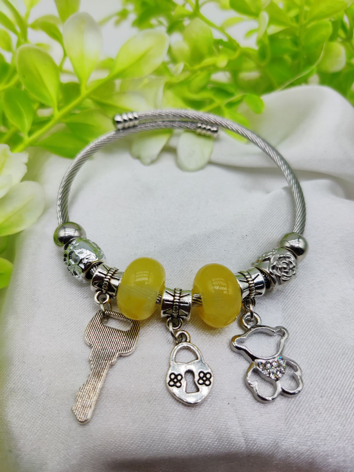 1 Piece Intelligent Elegant Pandora Charm Bracelet with Yellow Beads and Adorable