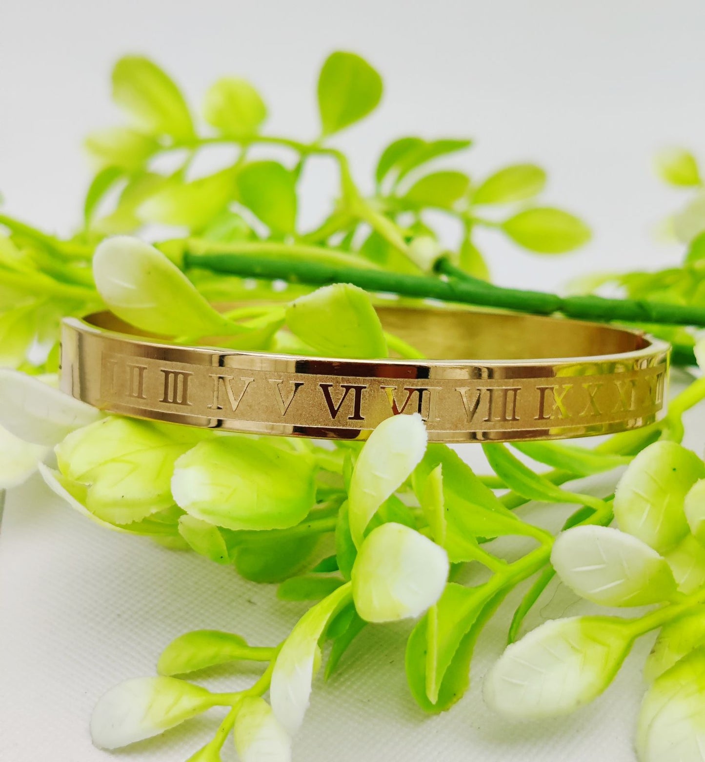 Adjustable Imported Cartier Roman Numeral Gold Bracelet | Best Quality Artificial Bracelet