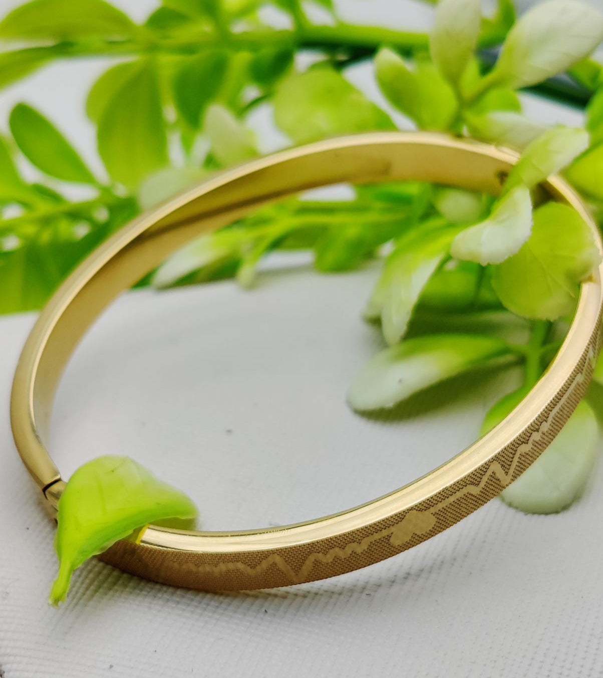 Adjustable Premium Heartbeat-Engraved Adjustable Cartier-Inspired Gold Bracelets | Best Quality Artificial Brac
