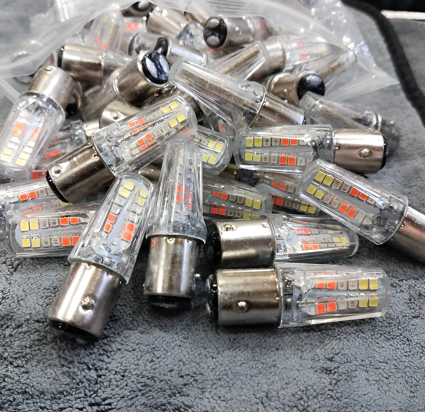 LED Backlight Bulb 6 Functions, 4 Colors - Perfect for Bikes, CD