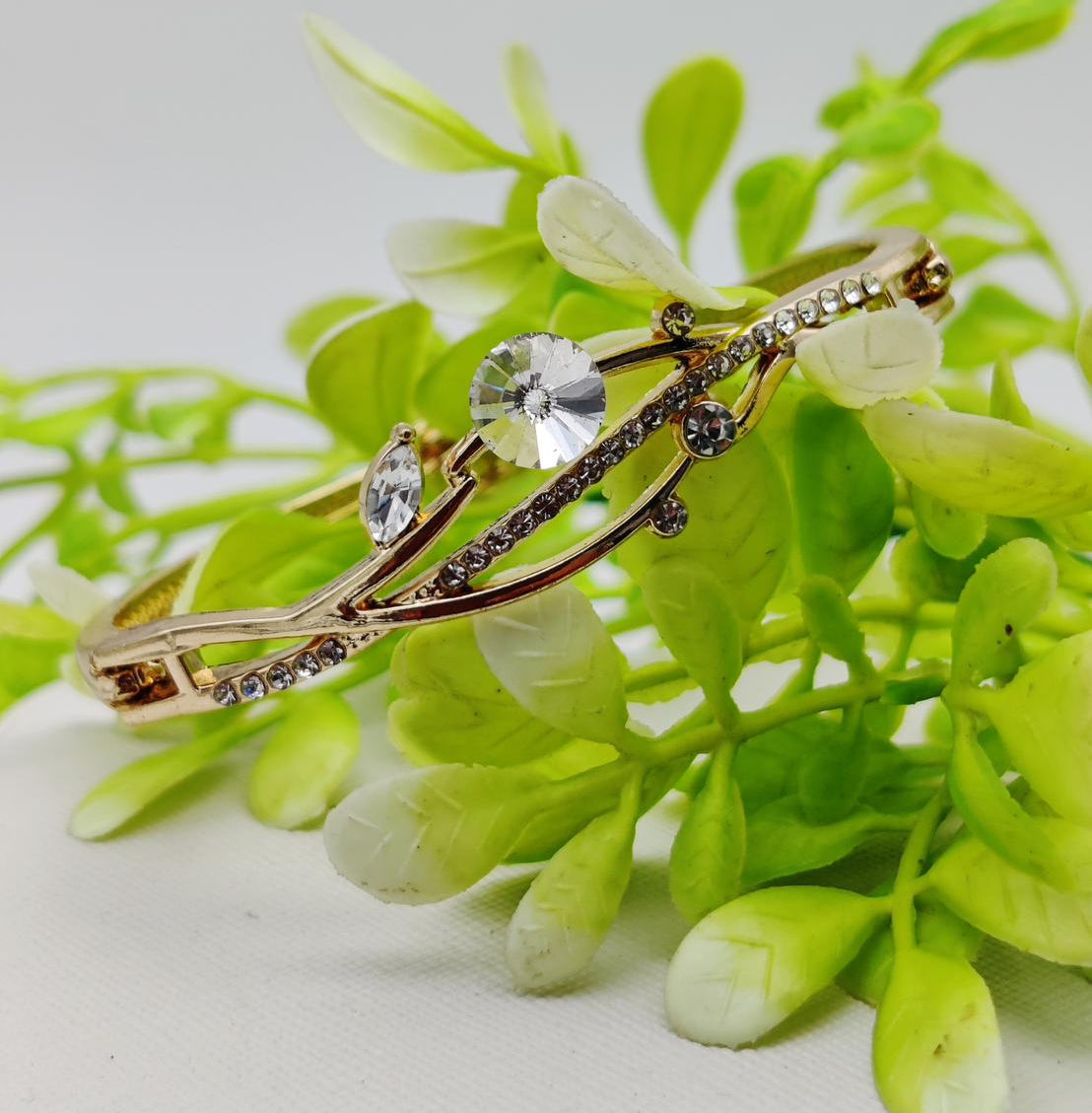 Elegant Adjustable Imported Crystal Vine Bracelet A Dazzling Masterpiece | Best
