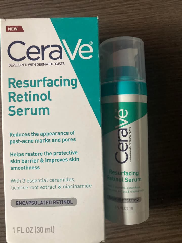 CeraVe Resurfacing Retinol Serum For Post Acne Marks, Formulated With Licorice Root