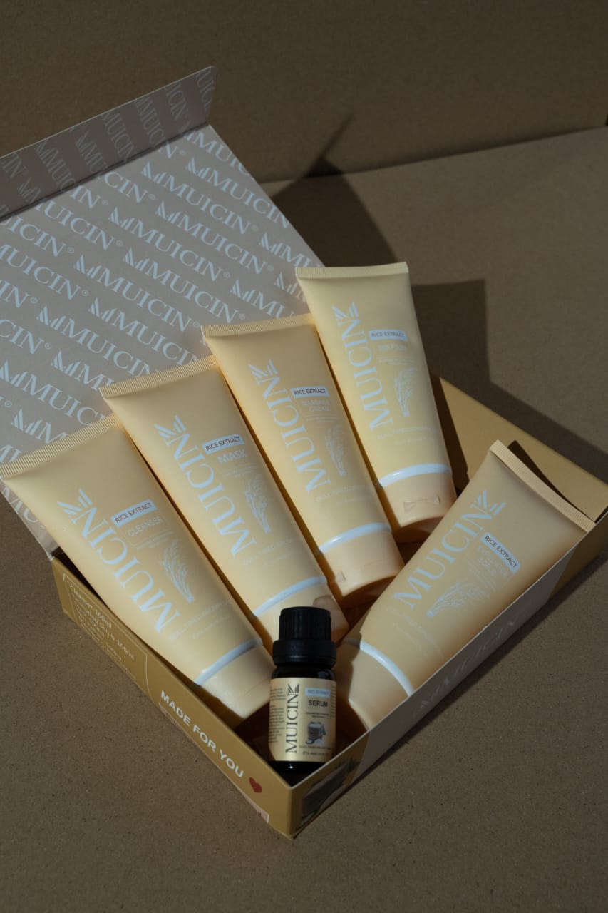 Pack Of 06 MUCIN Rice Extract Light & Bright Facial Kit -