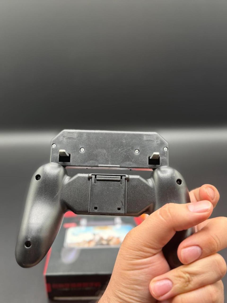 Mobile Gaming Controller Gamepad with Fire Trigger Joystick Grip for PUBG,