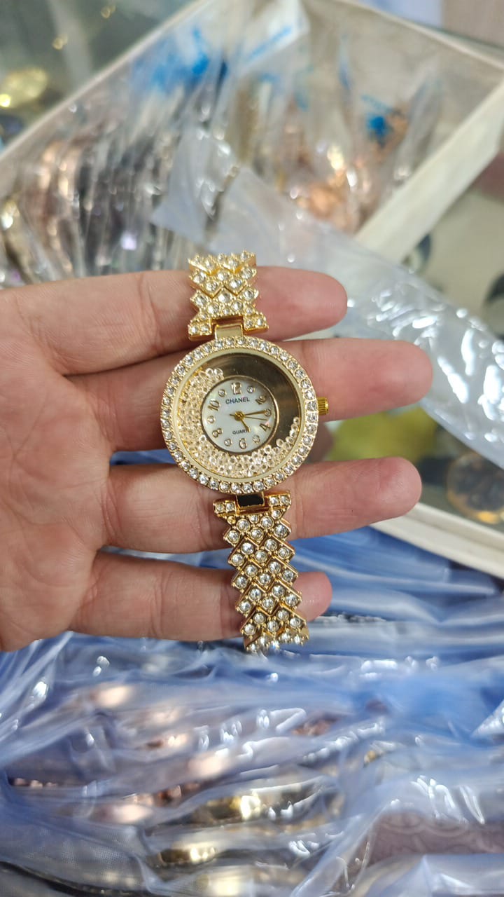 Fashion Watch Popular Fashion Diamond Women's Watch Quartz Leisure Watches for Women