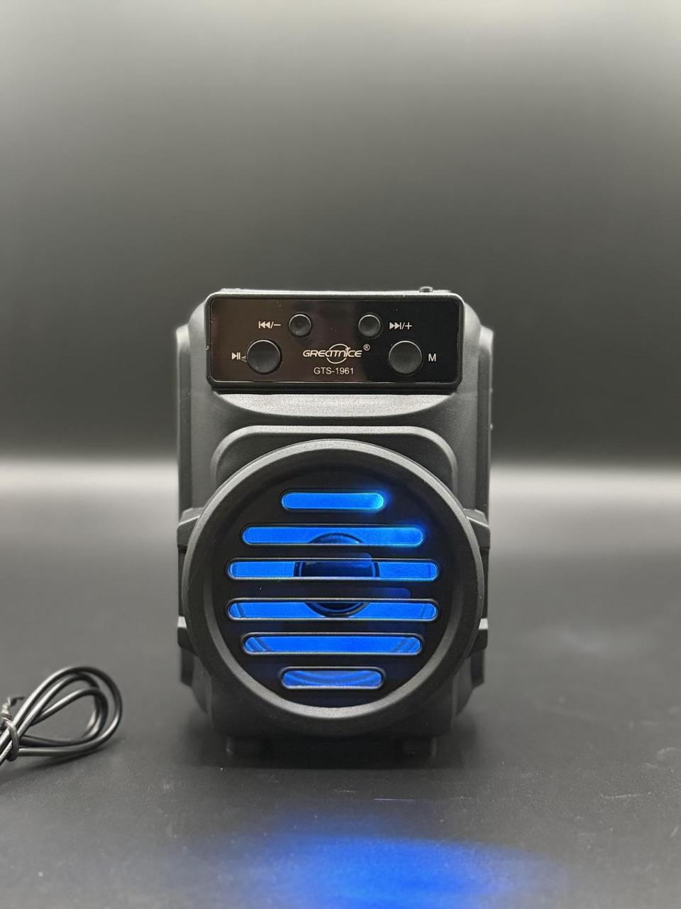 3-inch Bluetooth speaker with RGB lights, USB-TF port, and FM / portable