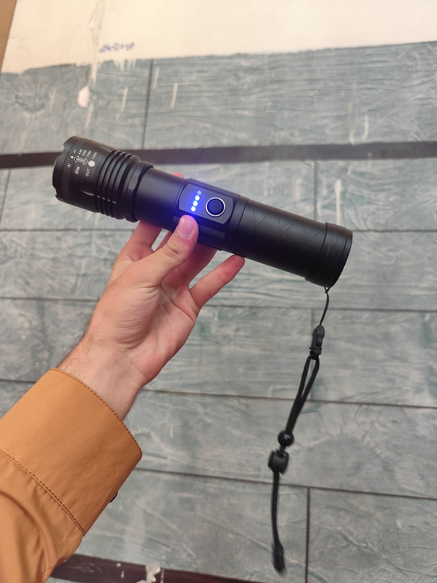 Tactical LED Flashlight Kit SP-38-1 Rechargeable High Power Torch with 3x18650