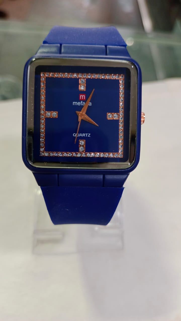 Stylish Waterproof Rubber Strap Watch Sporty & Durable Design Water Proof - CheckNpays