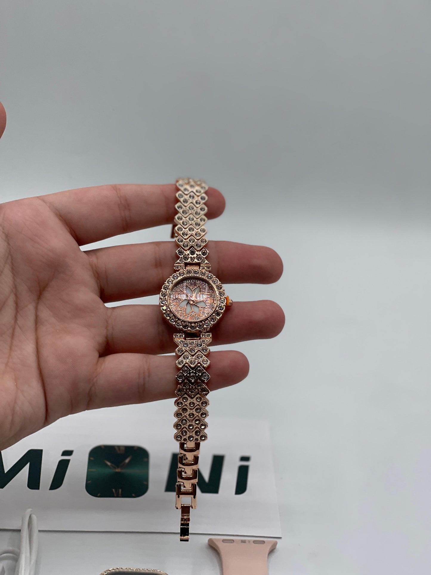 Mi Ni ZW10 DO Elegant Diamond Series Smartwatch Bluetooth Calling, Health