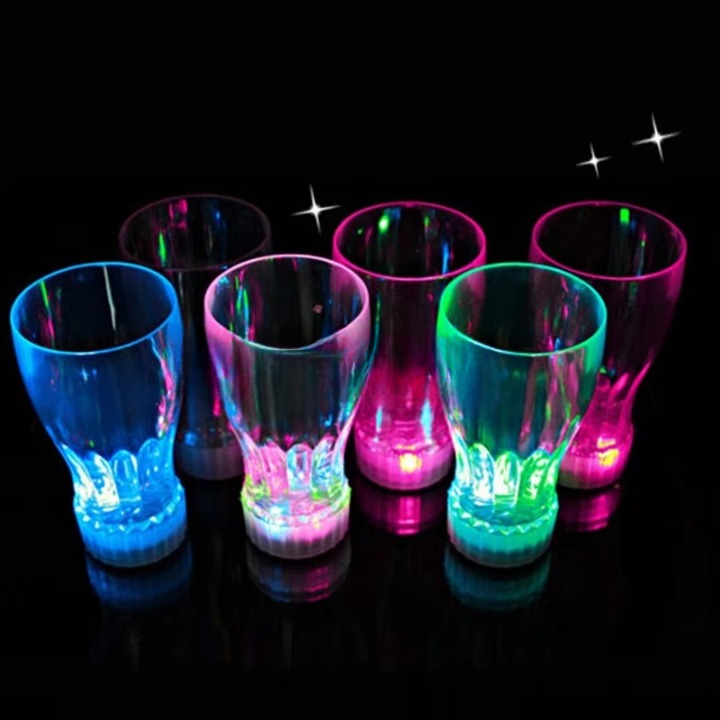 Plastic LED Flashing Cup LED Light up Beer Cup Water Hanging Glass