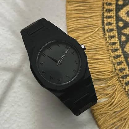 BLACK AURA Quartz Watch Lightweight Design, Arabic dial