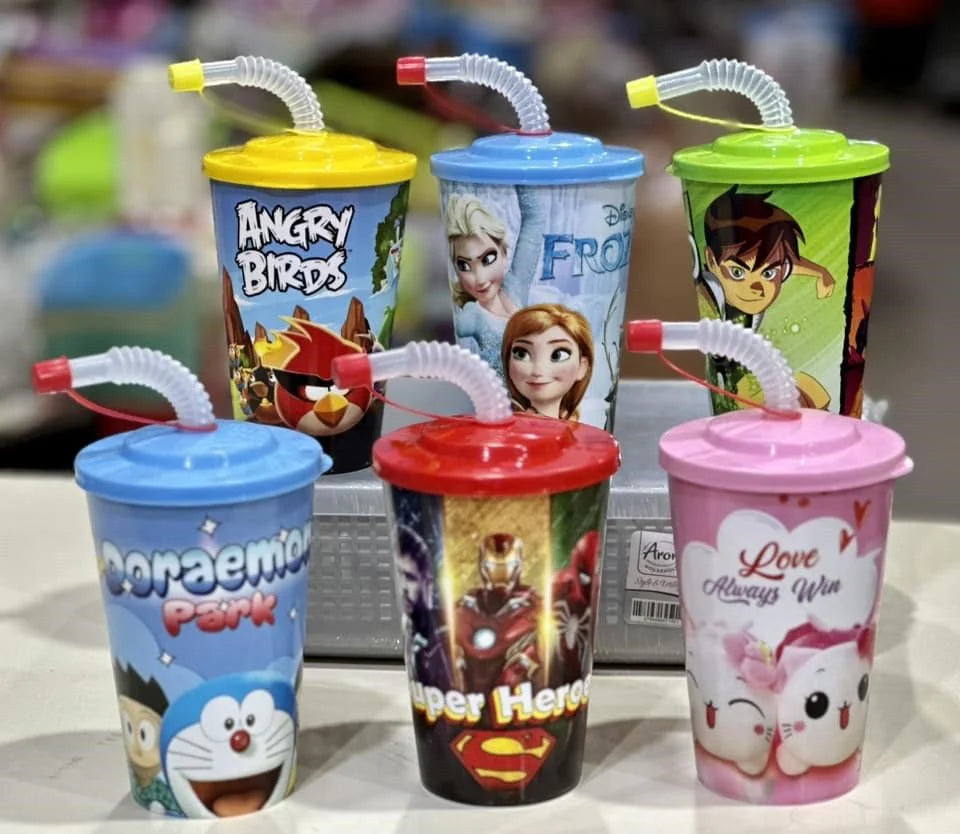 Kids Sipper with Straw durable and BPA-free plastic, (random color and