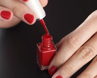 Nail Paints Nail Polish High Quality in Multicolor for Women Quick Dry