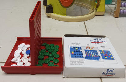 4 IN A ROW Board Game for Kids / Travel Board Game