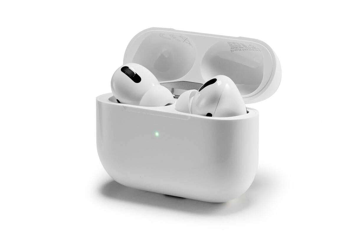 Apple AirPods Pro | Experience the Best Sound Quality and Noise Cancellation