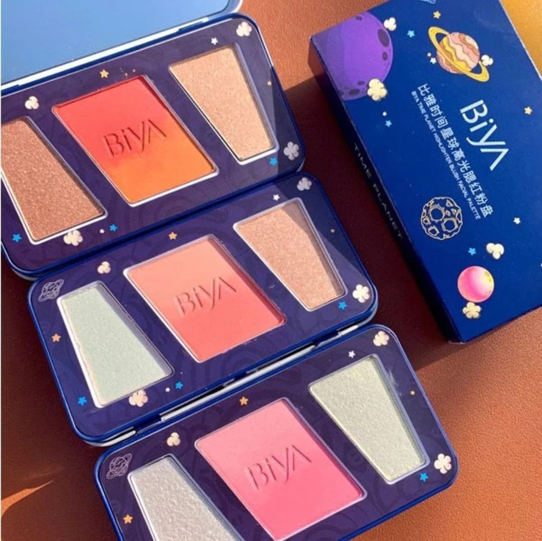 3 in 1 Colors Facial Blush Gradual Powder Blusher Shimmer Highlighter Three-dimensional